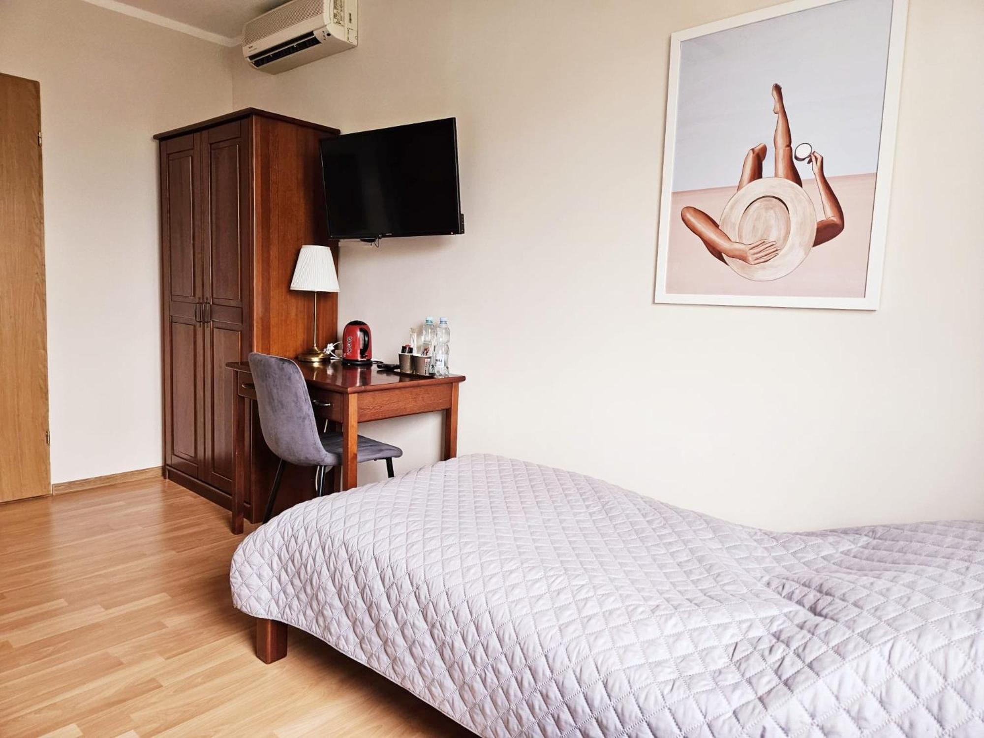 Restauracja Hotel Przystan Люблин Экстерьер фото