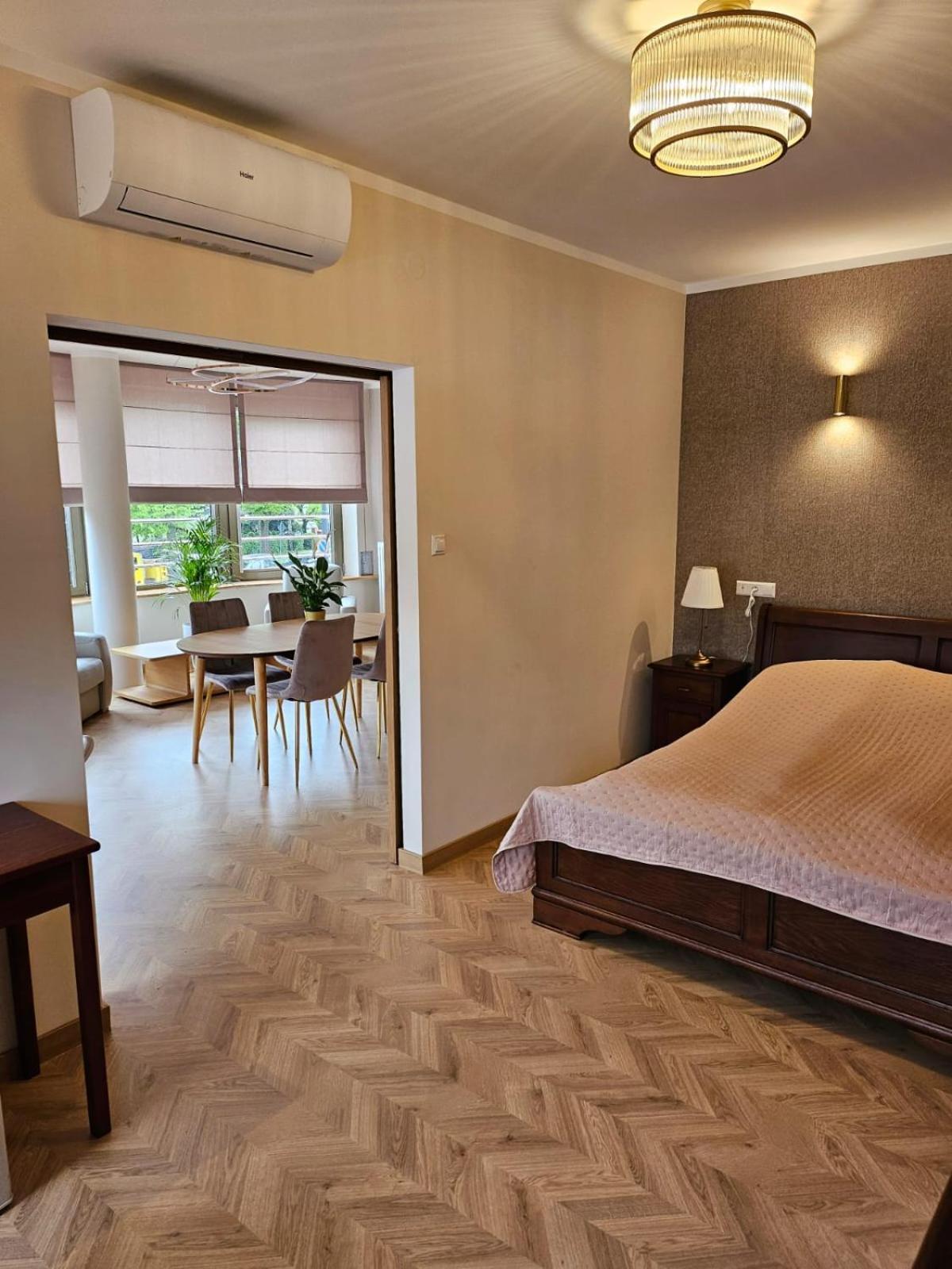 Restauracja Hotel Przystan Люблин Экстерьер фото
