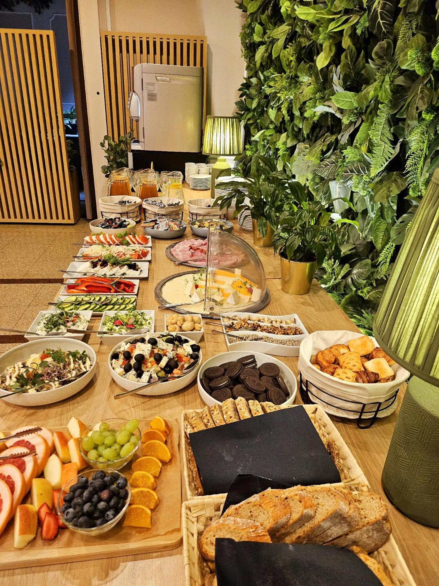 Restauracja Hotel Przystan Люблин Экстерьер фото